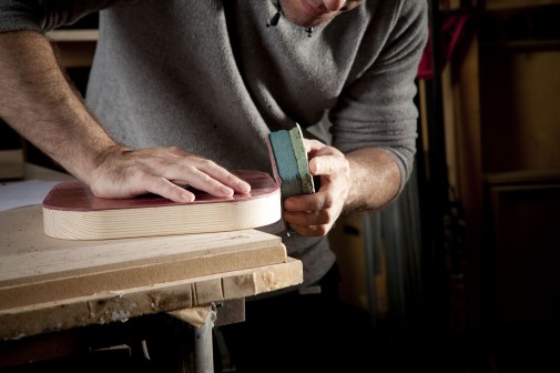 Furniture_Linoleum_craftmanship_4164_sandpaper